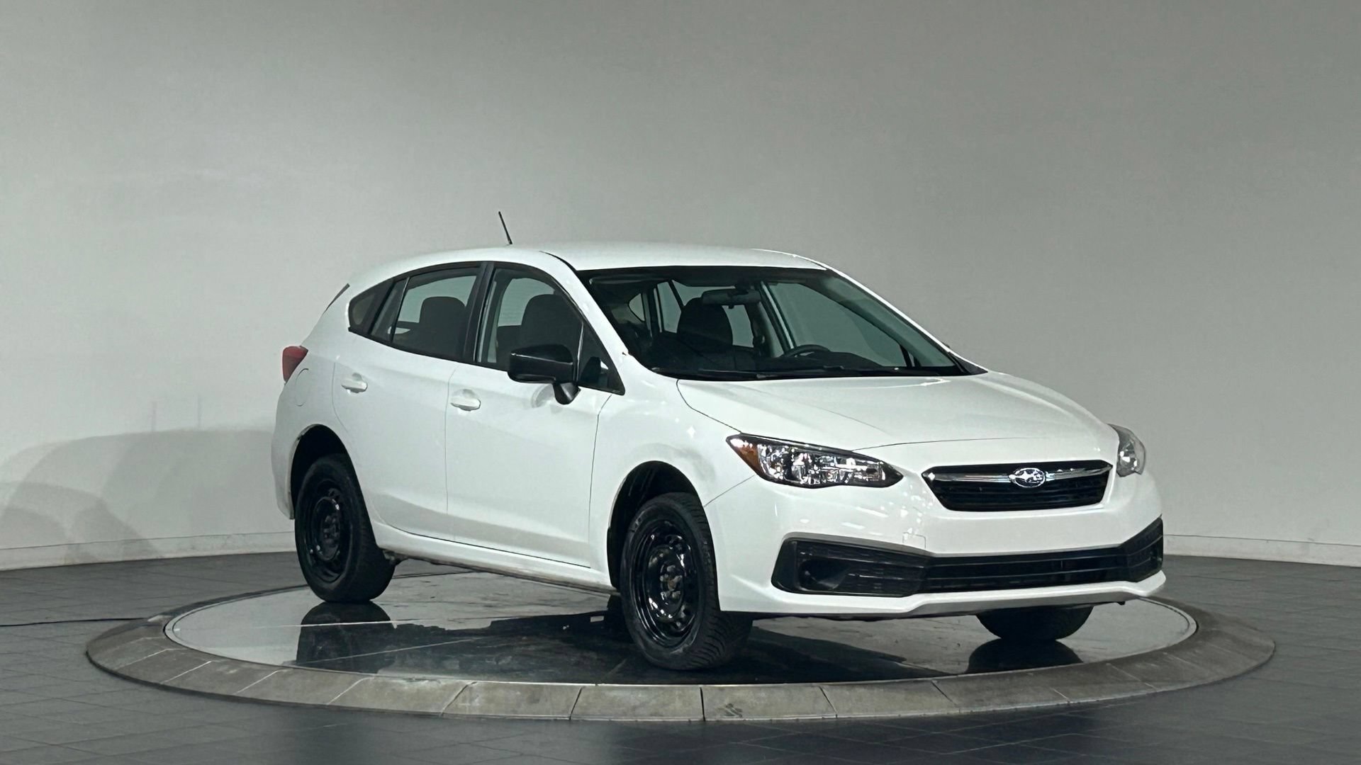 Used 2022 Subaru Impreza 2.0i AWD/4WD image 2