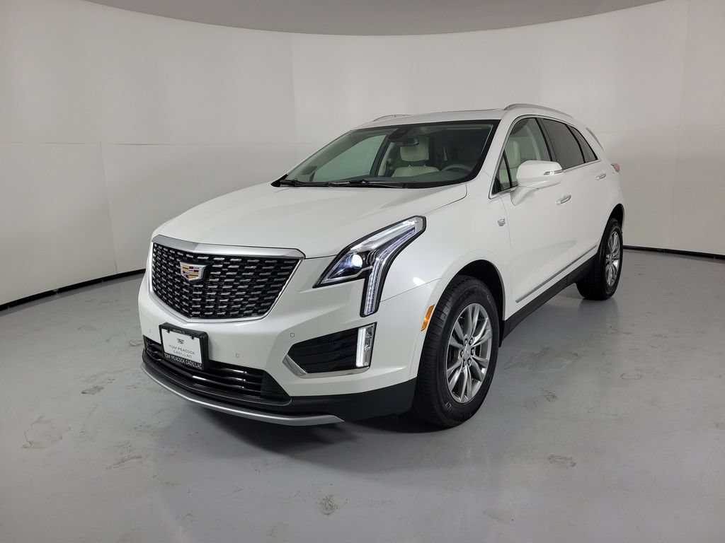 Certified 2022 Cadillac XT5 Premium Luxury FWD image 2