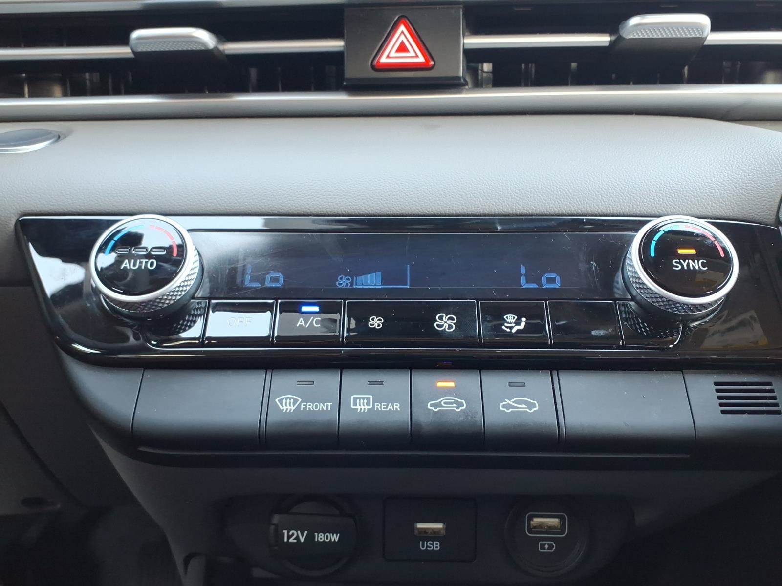 Certified 2023 Hyundai Elantra SEL FWD image 27