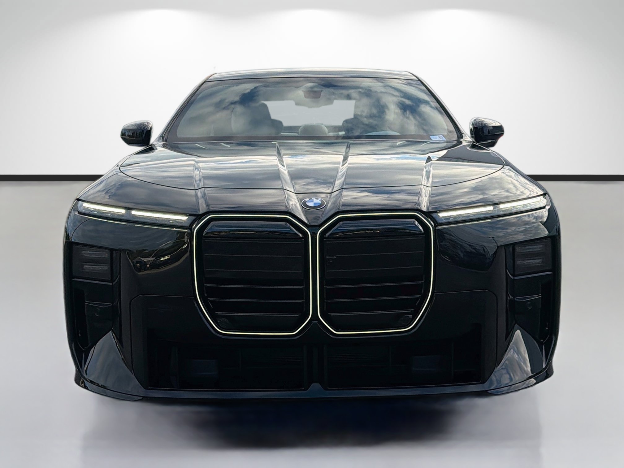 New 2027 BMW 740i w/ Executive Package RWD image 8