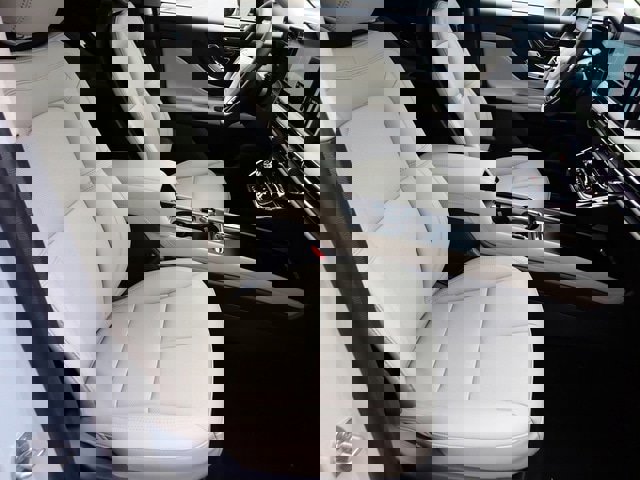 New 2026 Lincoln Corsair Premiere image 18