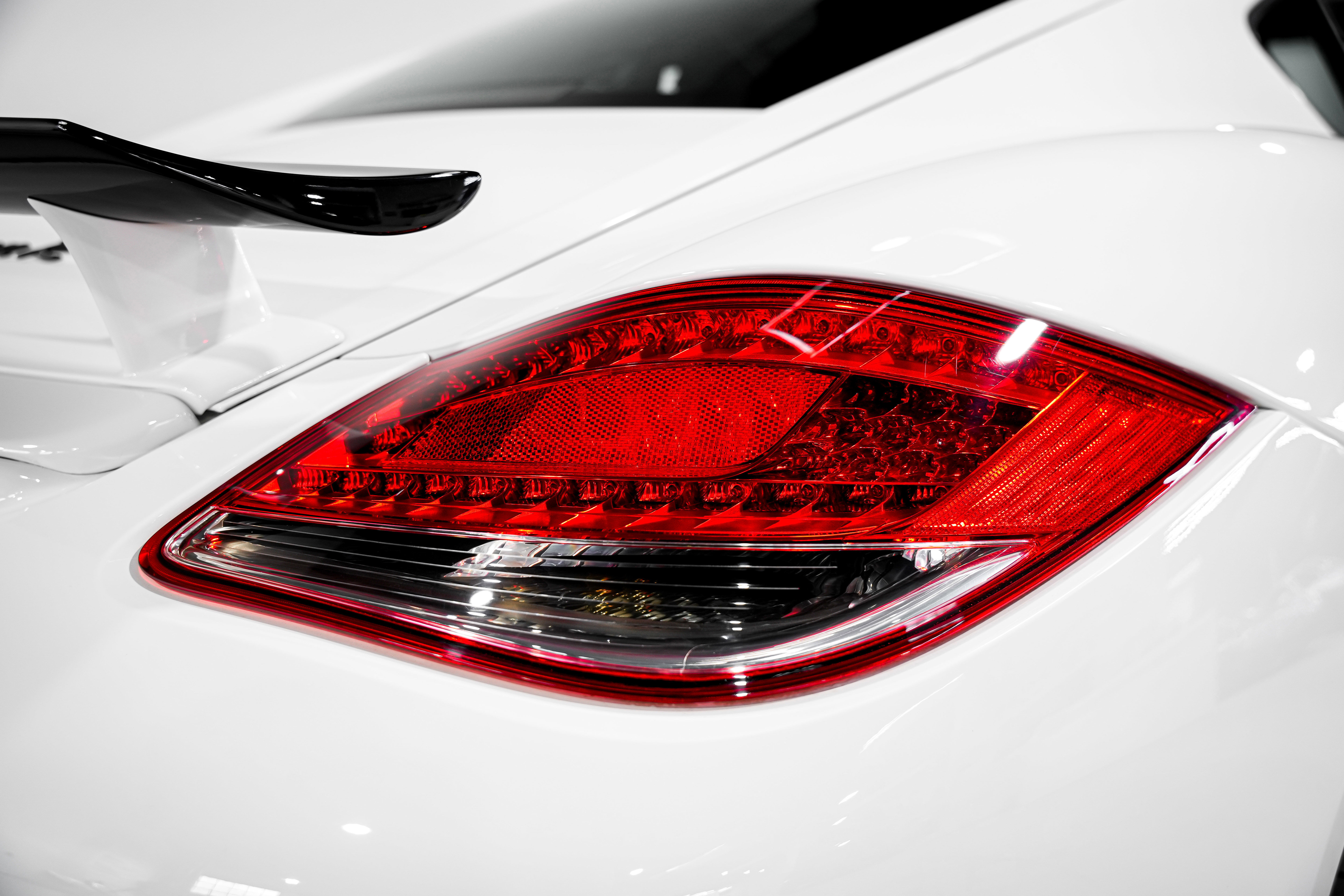 Used 2012 Porsche Cayman R image 35