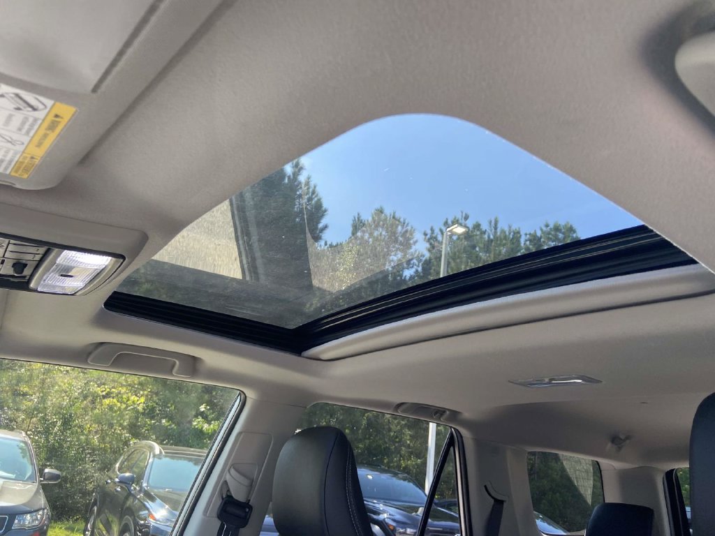 Used 2023 Toyota 4Runner SR5 Premium w/ Moonroof Package RWD image 19