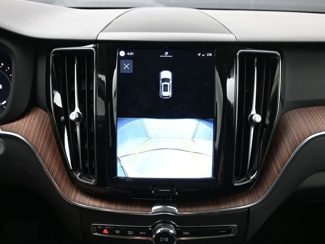 Certified 2023 Volvo XC60 B5 Plus image 21