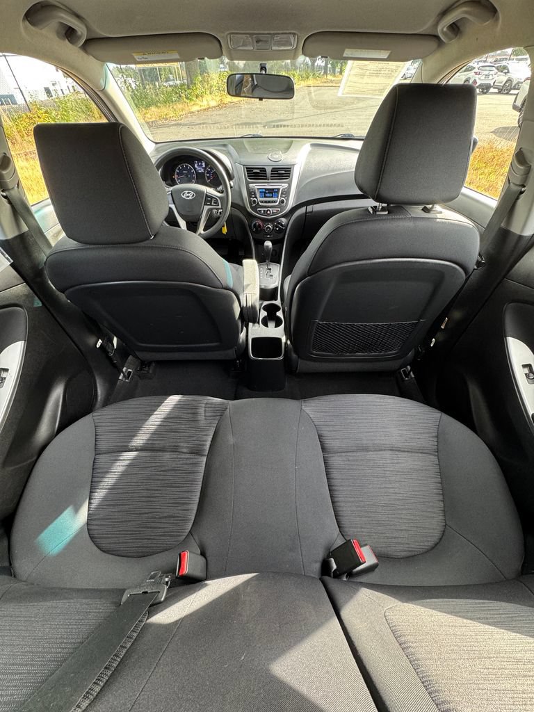 Used 2017 Hyundai Accent SE FWD image 13