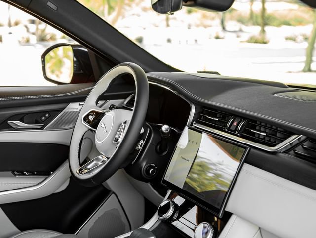 New 2026 Jaguar F-PACE R-Dynamic S AWD/4WD image 29