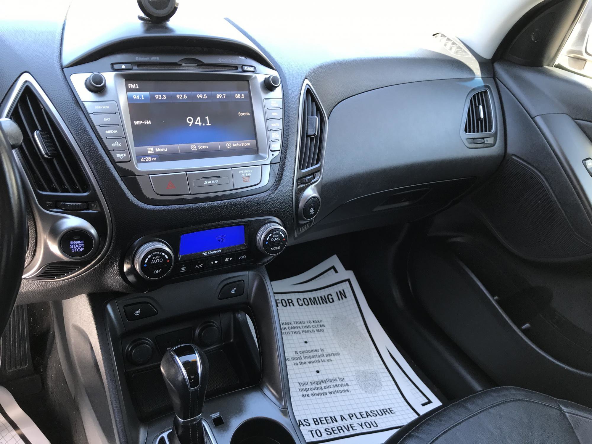 Used 2015 Hyundai Tucson Limited w/ Option Group 03 image 12