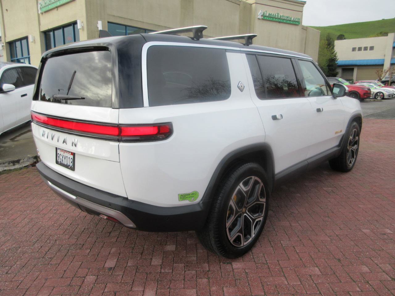 Used 2023 Rivian R1S Launch Edition image 81