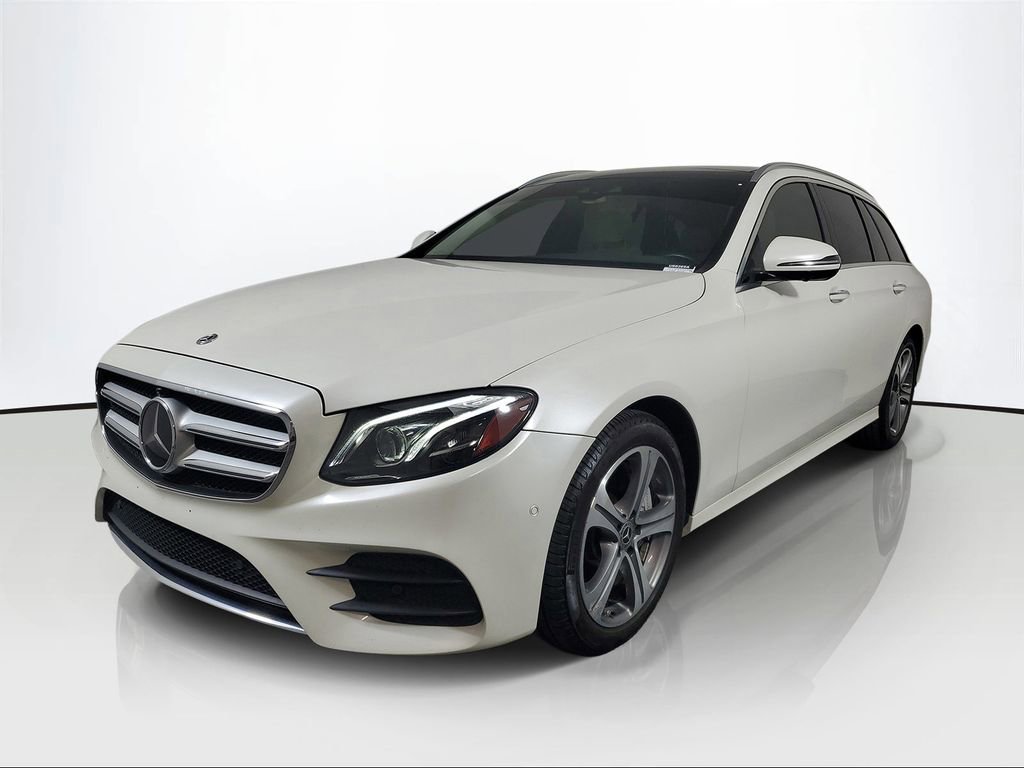 Used 2018 Mercedes-Benz E 400 4MATIC Wagon image 3