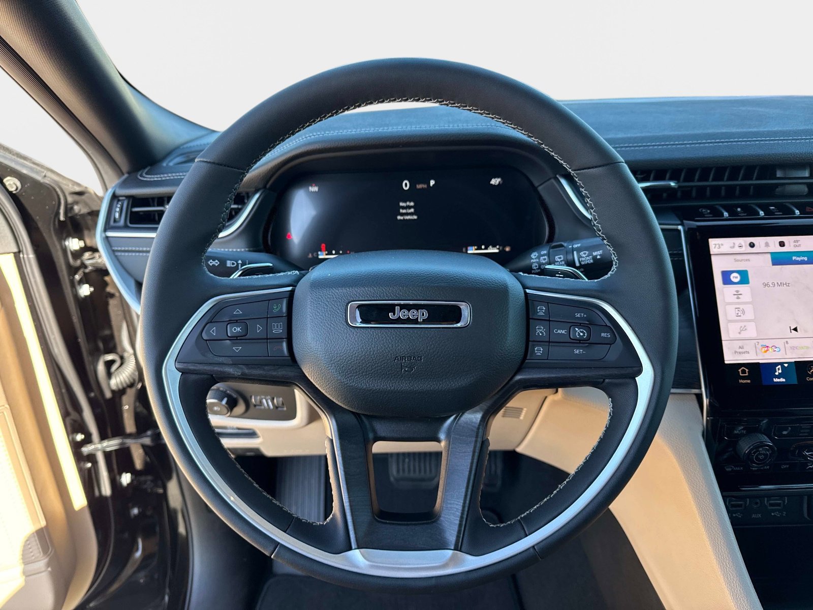 New 2025 Jeep Grand Cherokee Limited AWD/4WD image 27