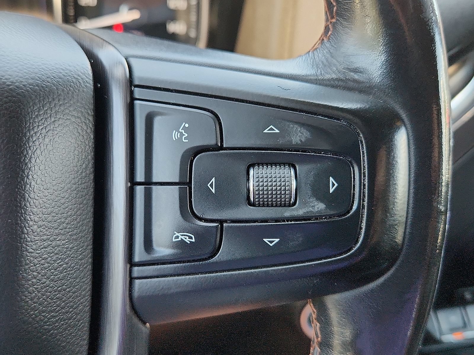 Used 2020 GMC Sierra 1500 AT4 w/ Off-Road Performance Package AWD/4WD image 19