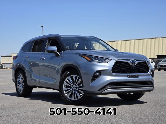 Used 2023 Toyota Highlander Platinum image 25