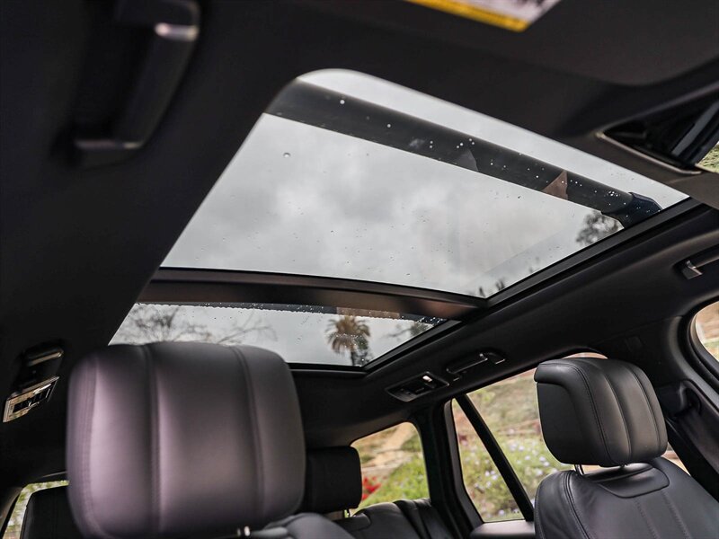 Used 2020 Land Rover Range Rover HSE AWD/4WD image 28