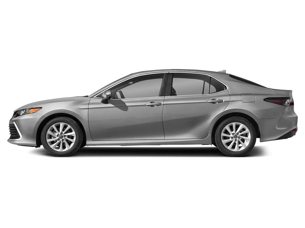 Used 2022 Toyota Camry LE FWD image 3