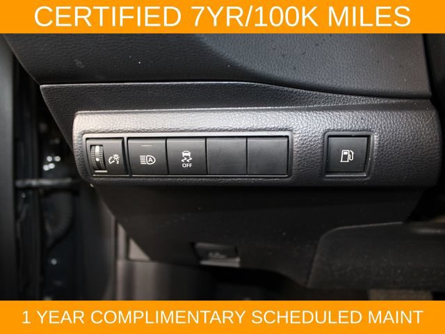Used 2023 Toyota Corolla SE w/ SE Package FWD image 18
