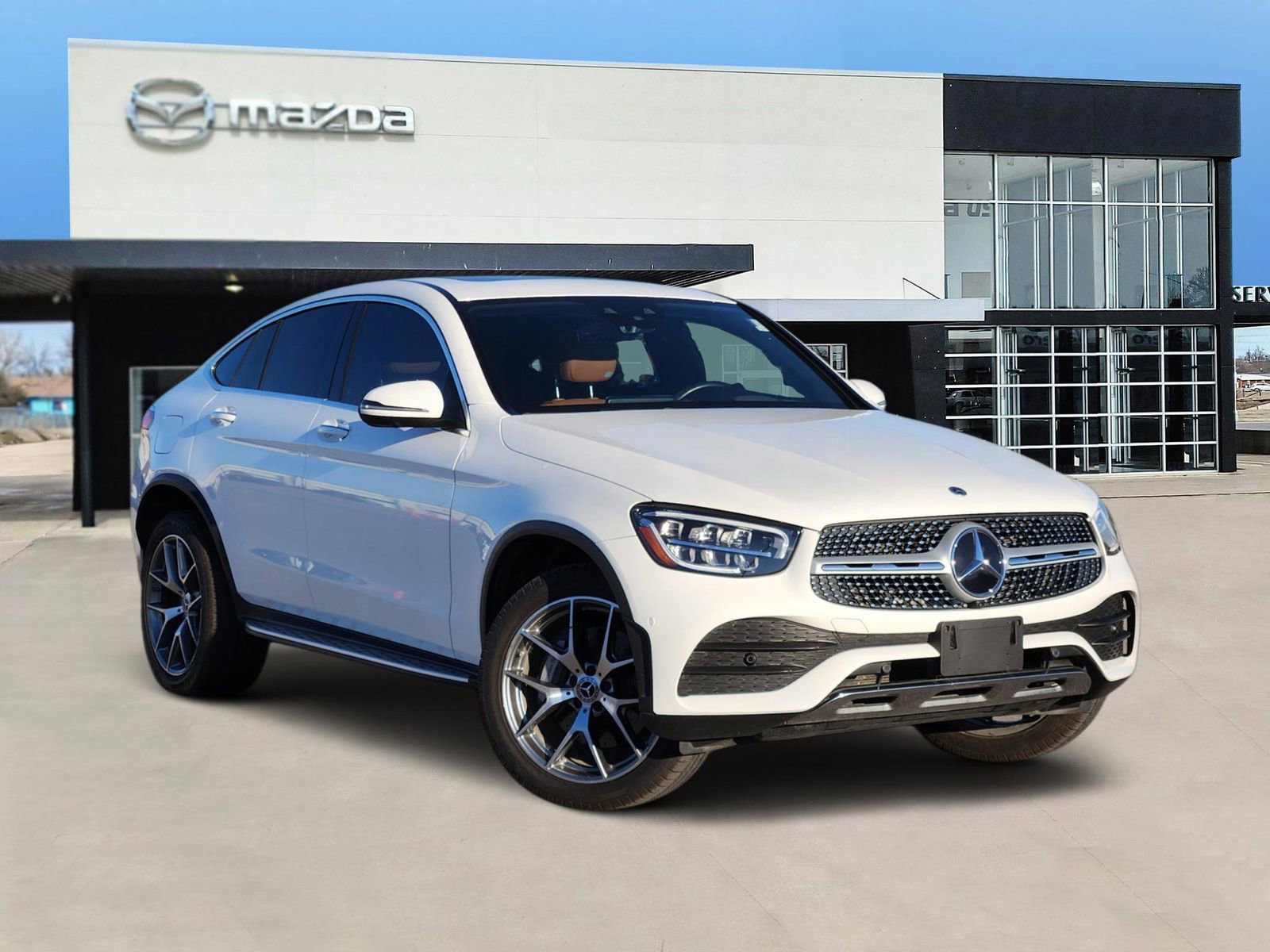 Used 2022 Mercedes-Benz GLC 300 4MATIC Coupe image 1