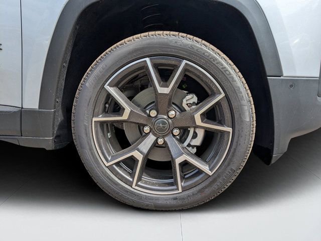 New 2026 Jeep Cherokee Overland image 10