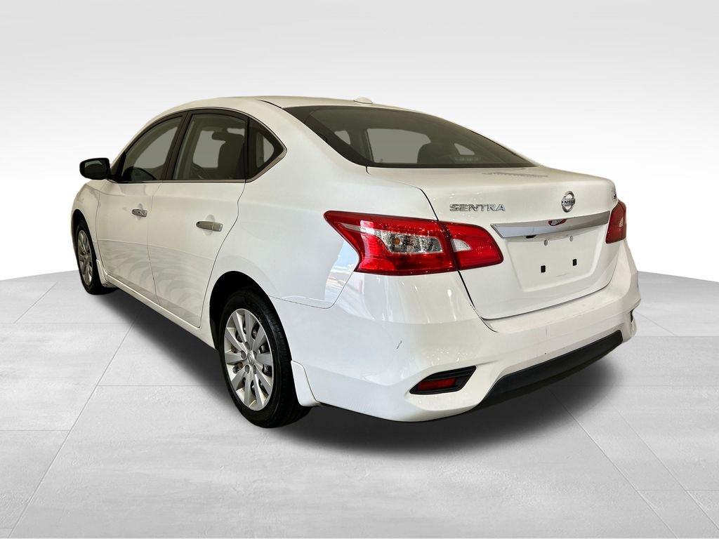 Used 2016 Nissan Sentra SV FWD image 3