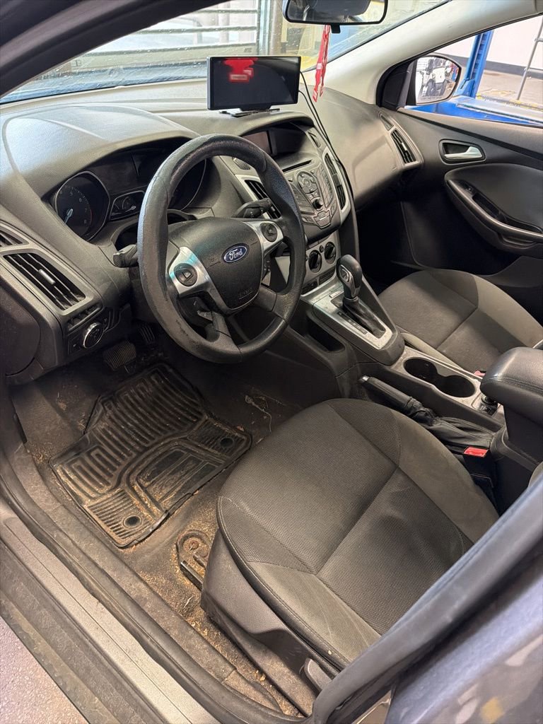 Used 2012 Ford Focus SE image 2