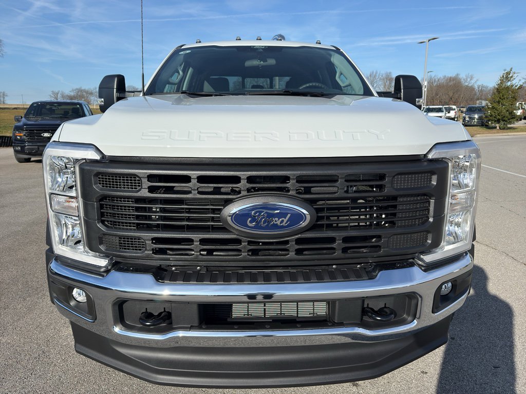 New 2026 Ford F450 XL w/ FX4 Off-Road Package image 2