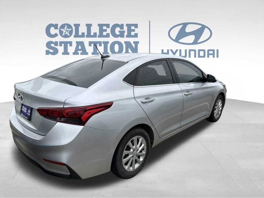 Used 2022 Hyundai Accent SEL w/ Cargo Package FWD image 6