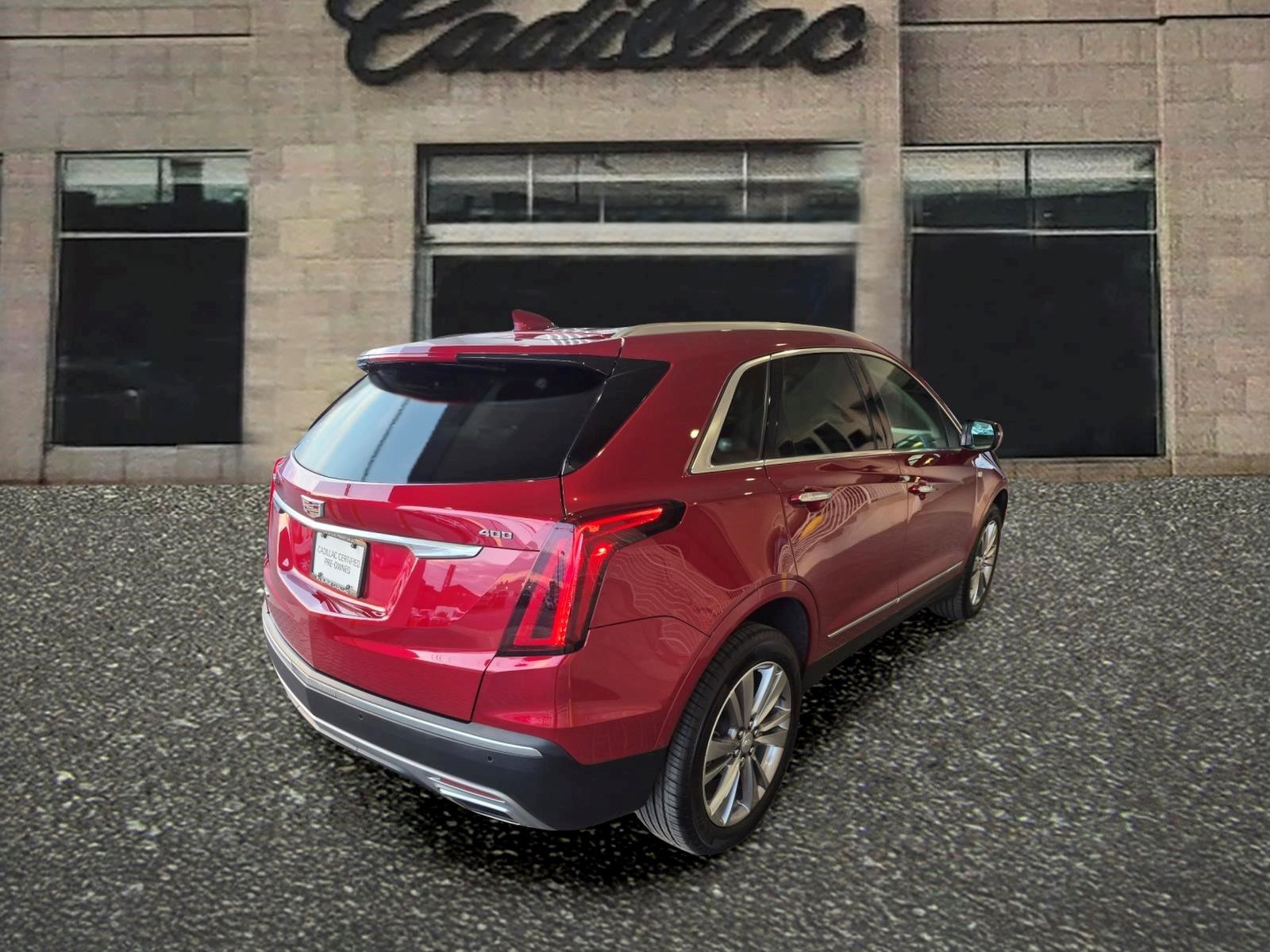Certified 2024 Cadillac XT5 Premium Luxury AWD/4WD image 6