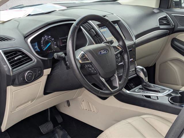 Used 2018 Ford Edge Titanium image 10