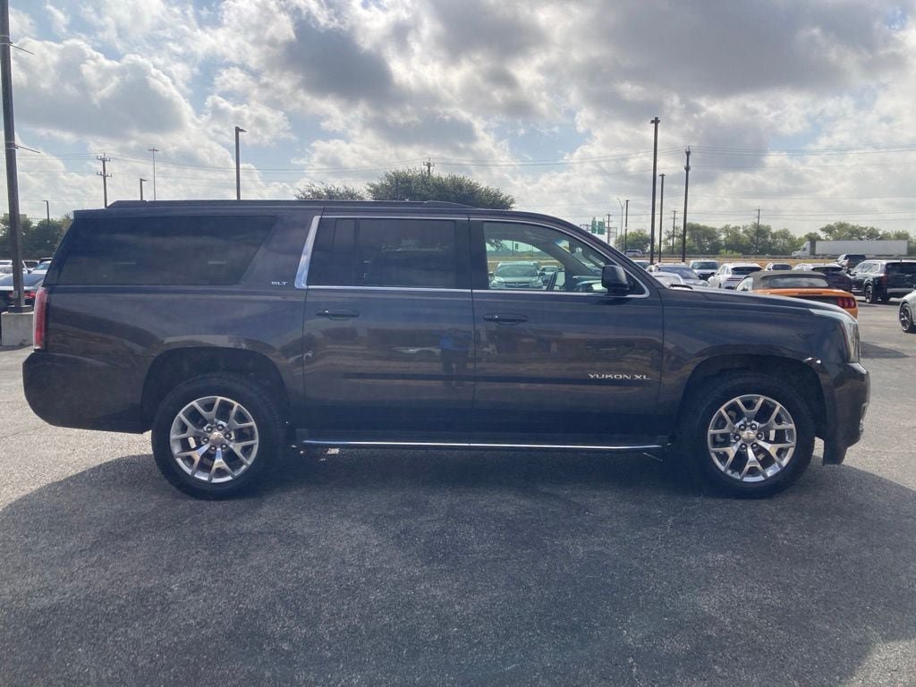 Used 2016 GMC Yukon XL SLT w/ Open Road Package RWD image 4