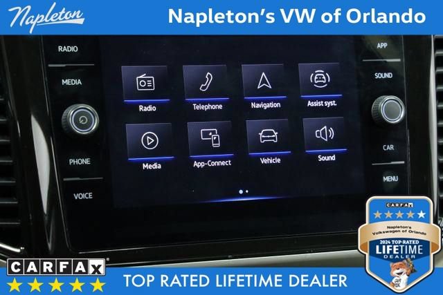 Certified 2022 Volkswagen Atlas SE w/ Black Wheel Package FWD image 16
