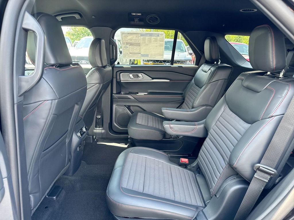 New 2026 Ford Explorer ST-Line AWD/4WD image 23