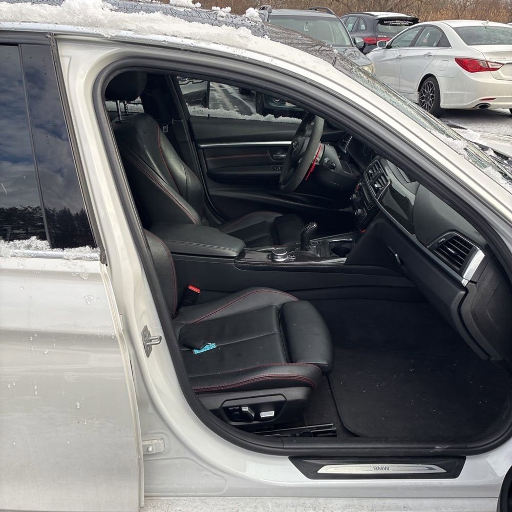 Used 2017 BMW 340i xDrive Sedan image 8