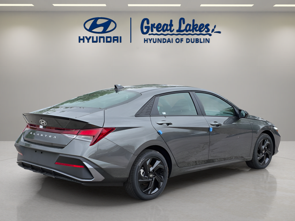 New 2026 Hyundai Elantra Sport FWD image 5