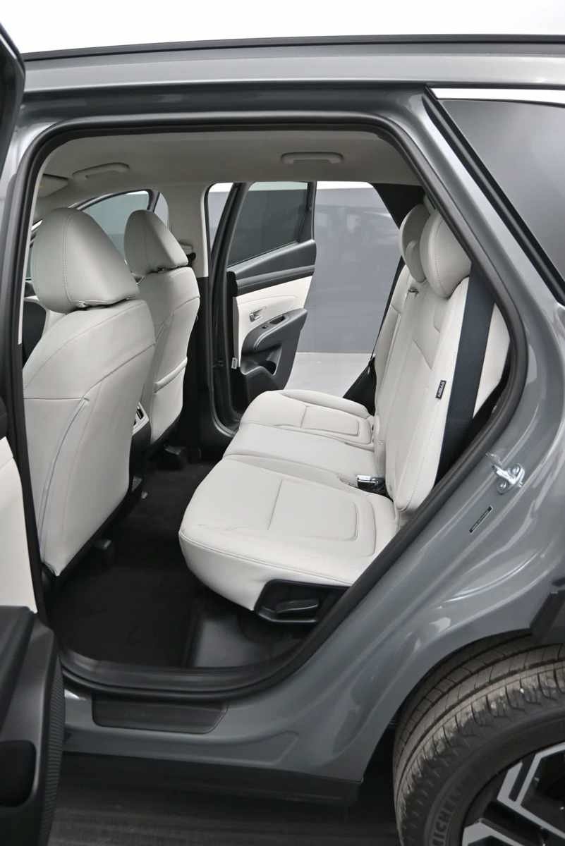 New 2026 Hyundai Tucson SEL Plus AWD/4WD image 15