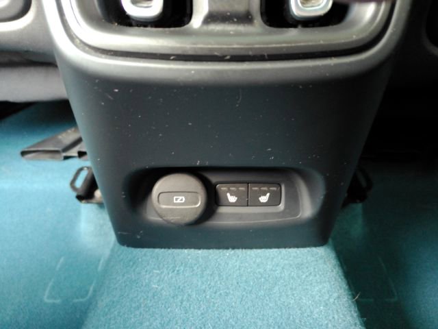 Used 2022 Volvo C40 P8 Recharge Ultimate AWD/4WD image 31