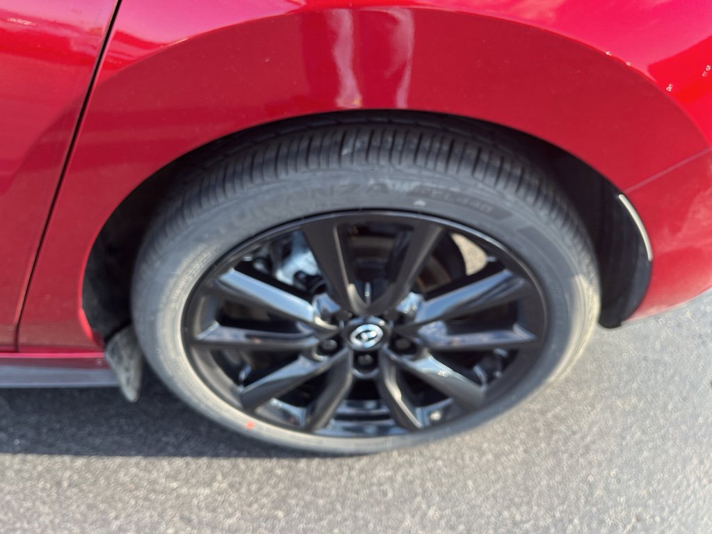 Certified 2025 MAZDA MAZDA3 Hatchback w/Premium Plus Pkg image 38