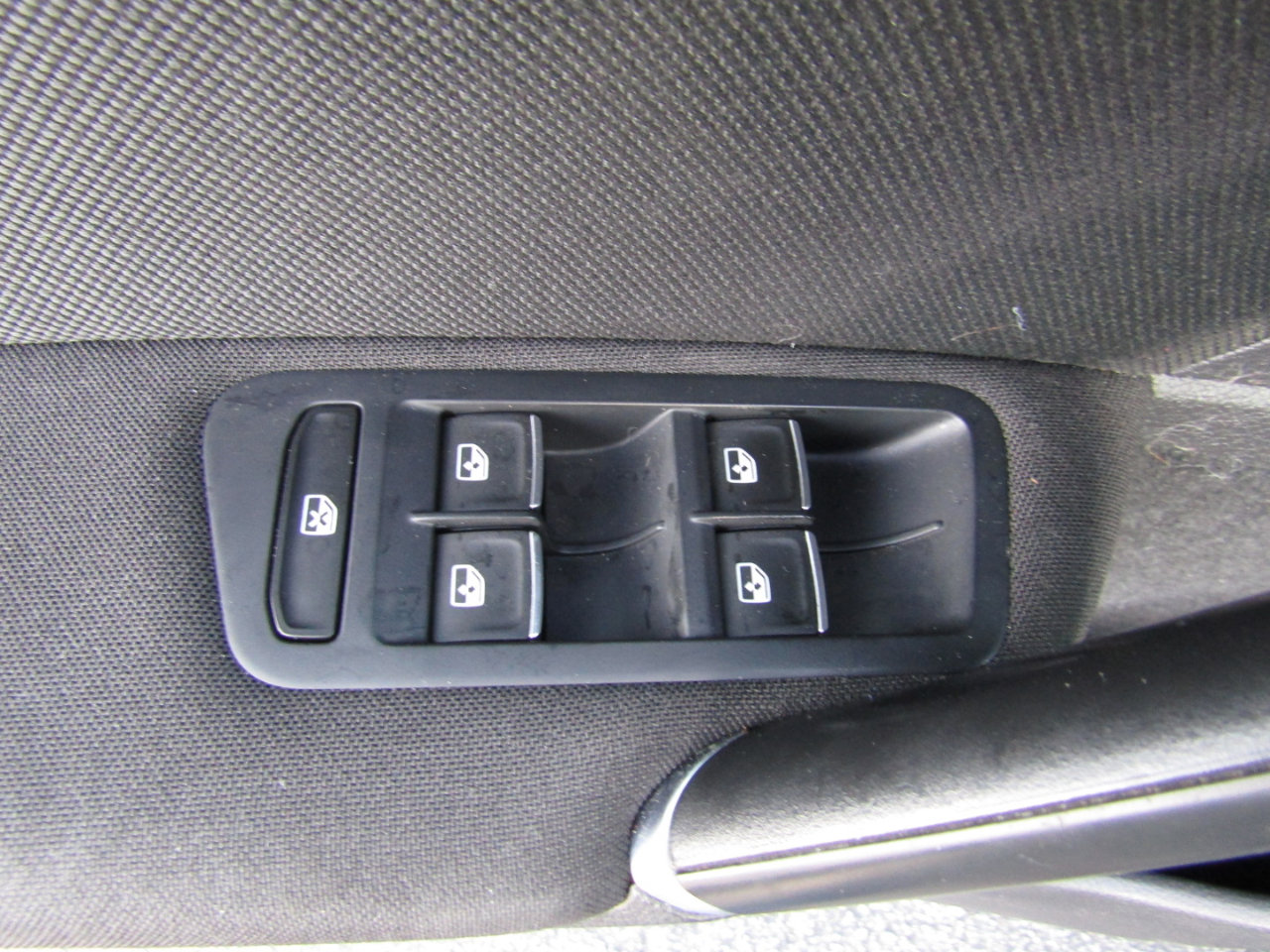 Used 2016 Volkswagen GTI S image 11