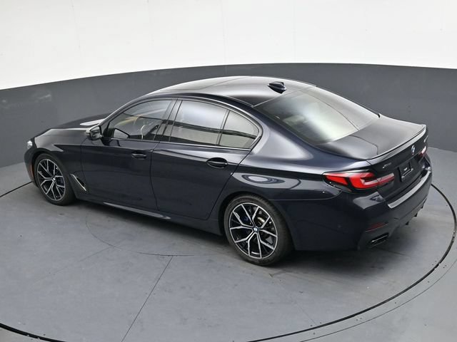 Used 2023 BMW M550i xDrive w/ Dynamic Handling Package AWD/4WD image 29