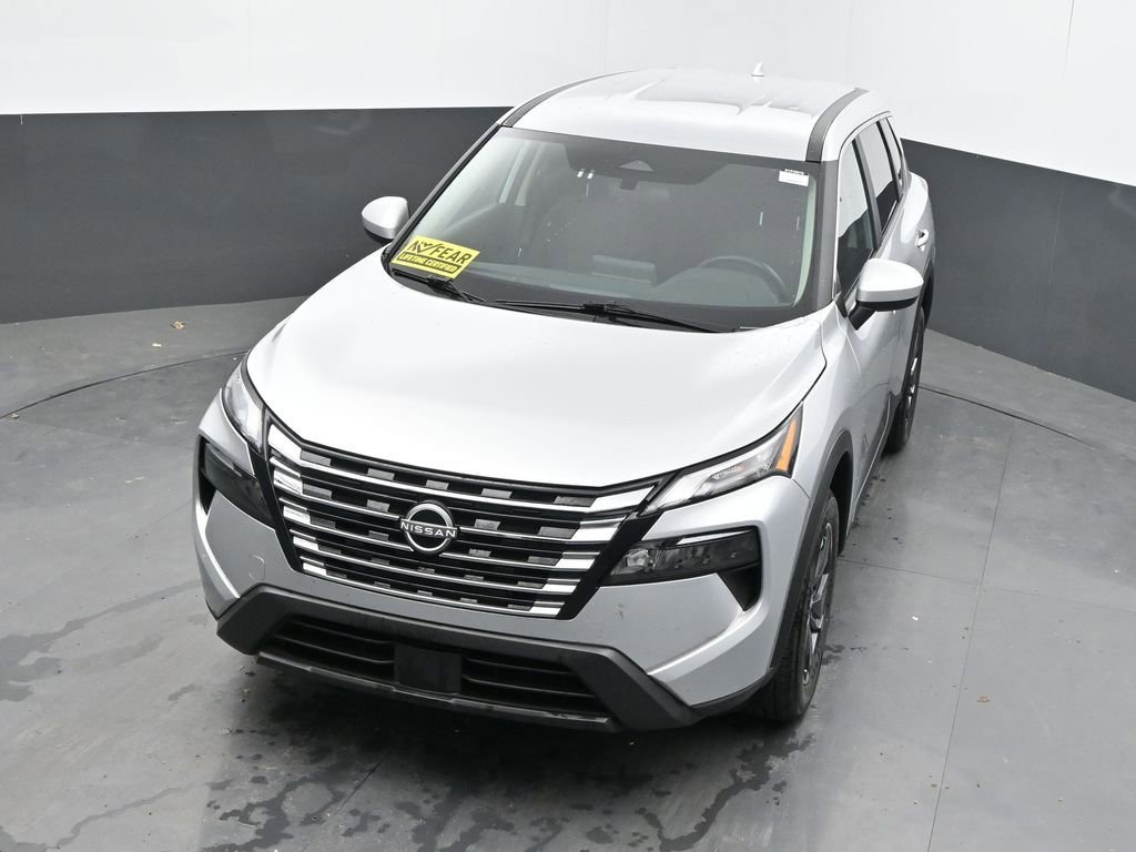 Used 2025 Nissan Rogue SV AWD/4WD image 37