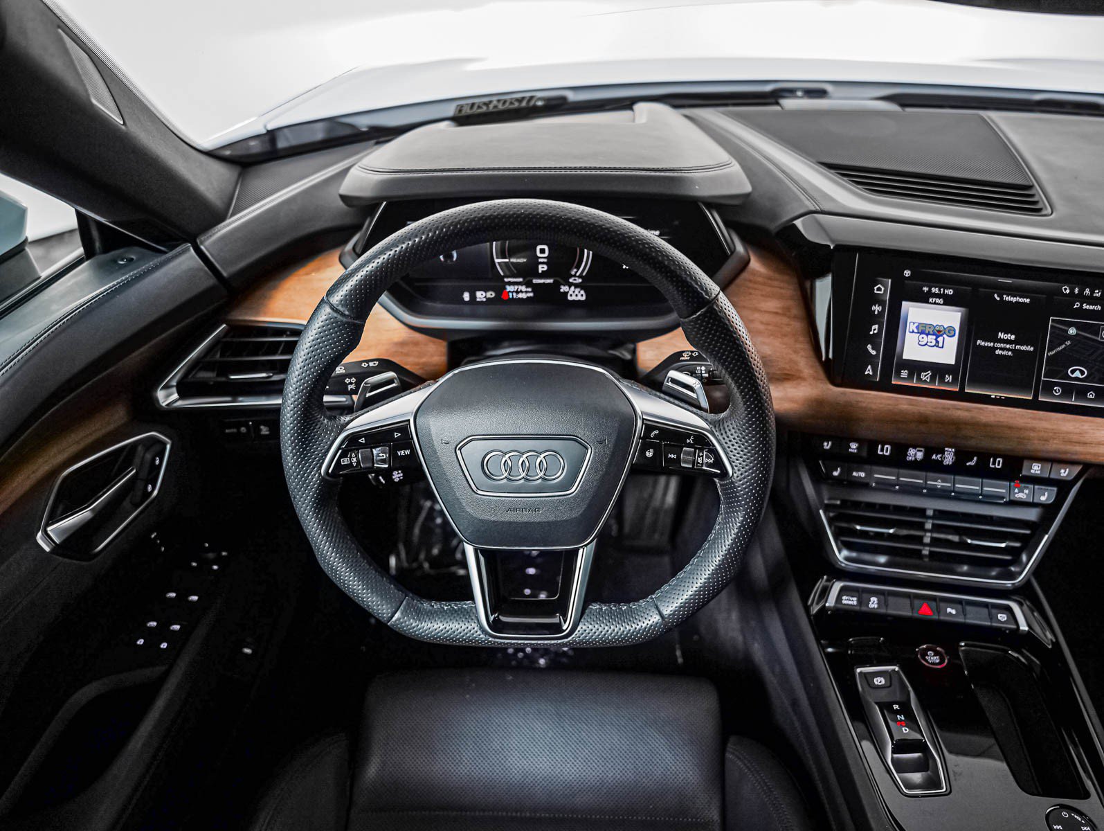 Used 2023 Audi e-tron GT Premium Plus AWD/4WD image 13