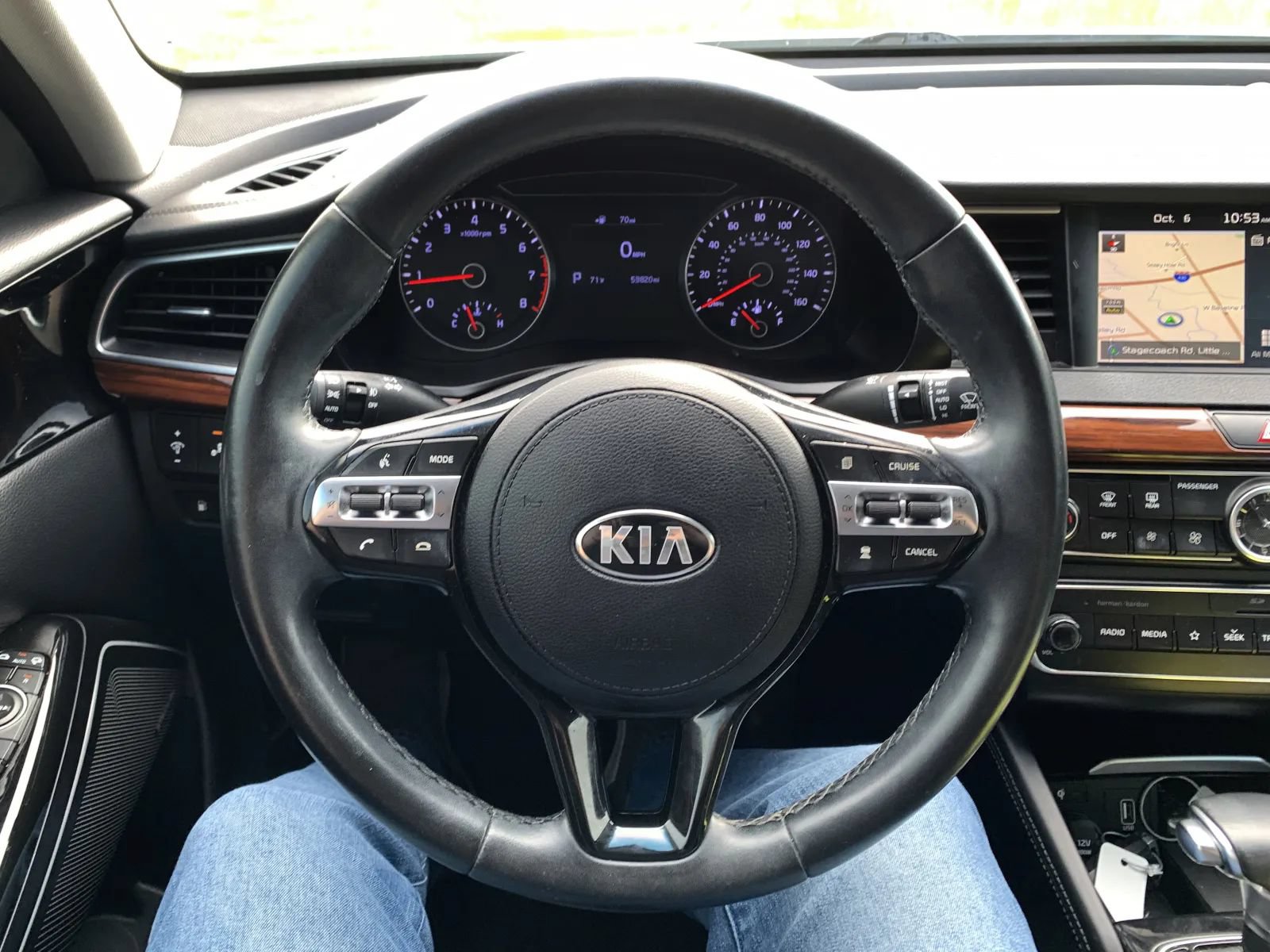 Used 2019 Kia Cadenza Technology FWD image 12