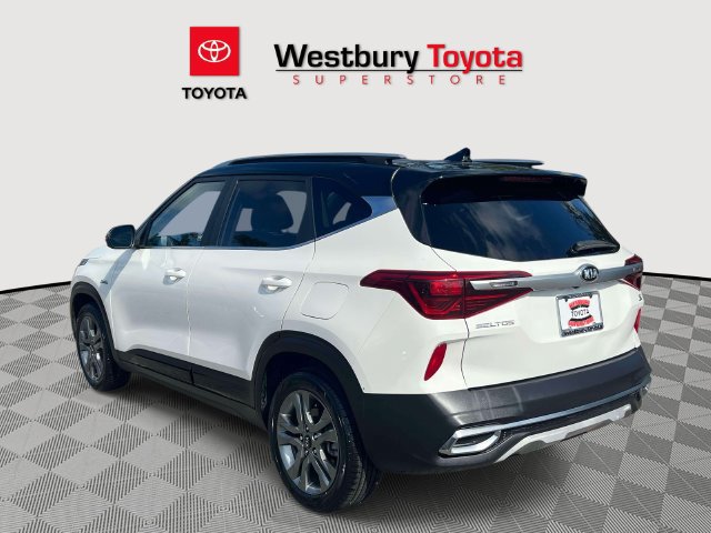 Used 2021 Kia Seltos S AWD/4WD image 3