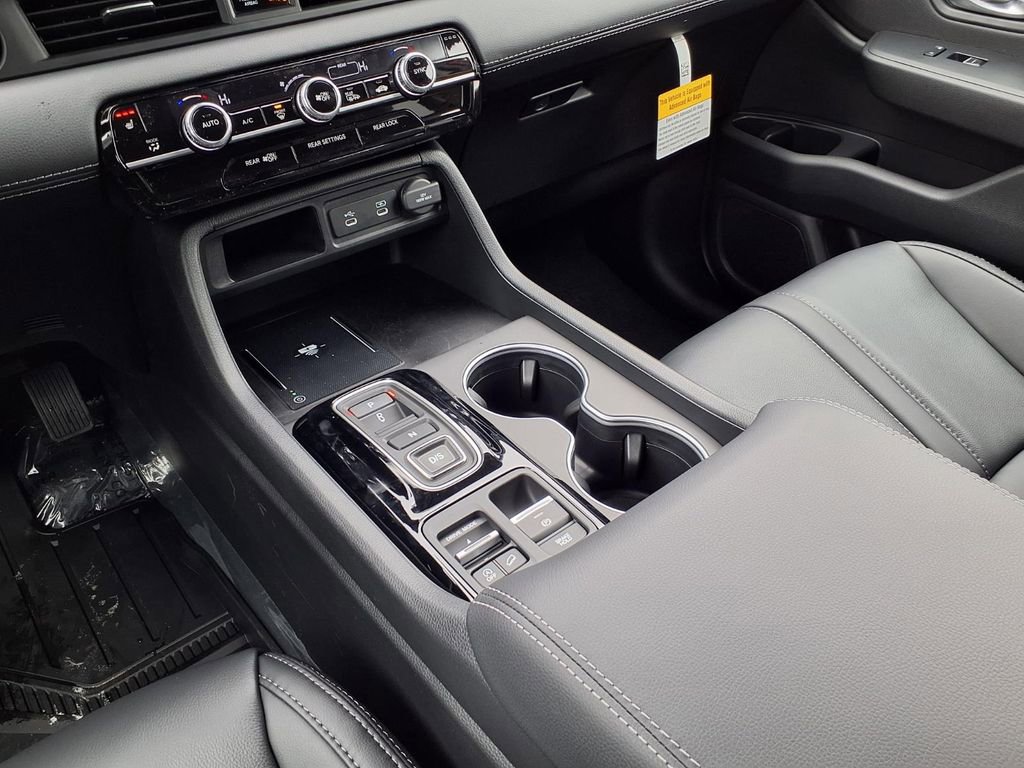 New 2026 Honda Pilot Touring image 17