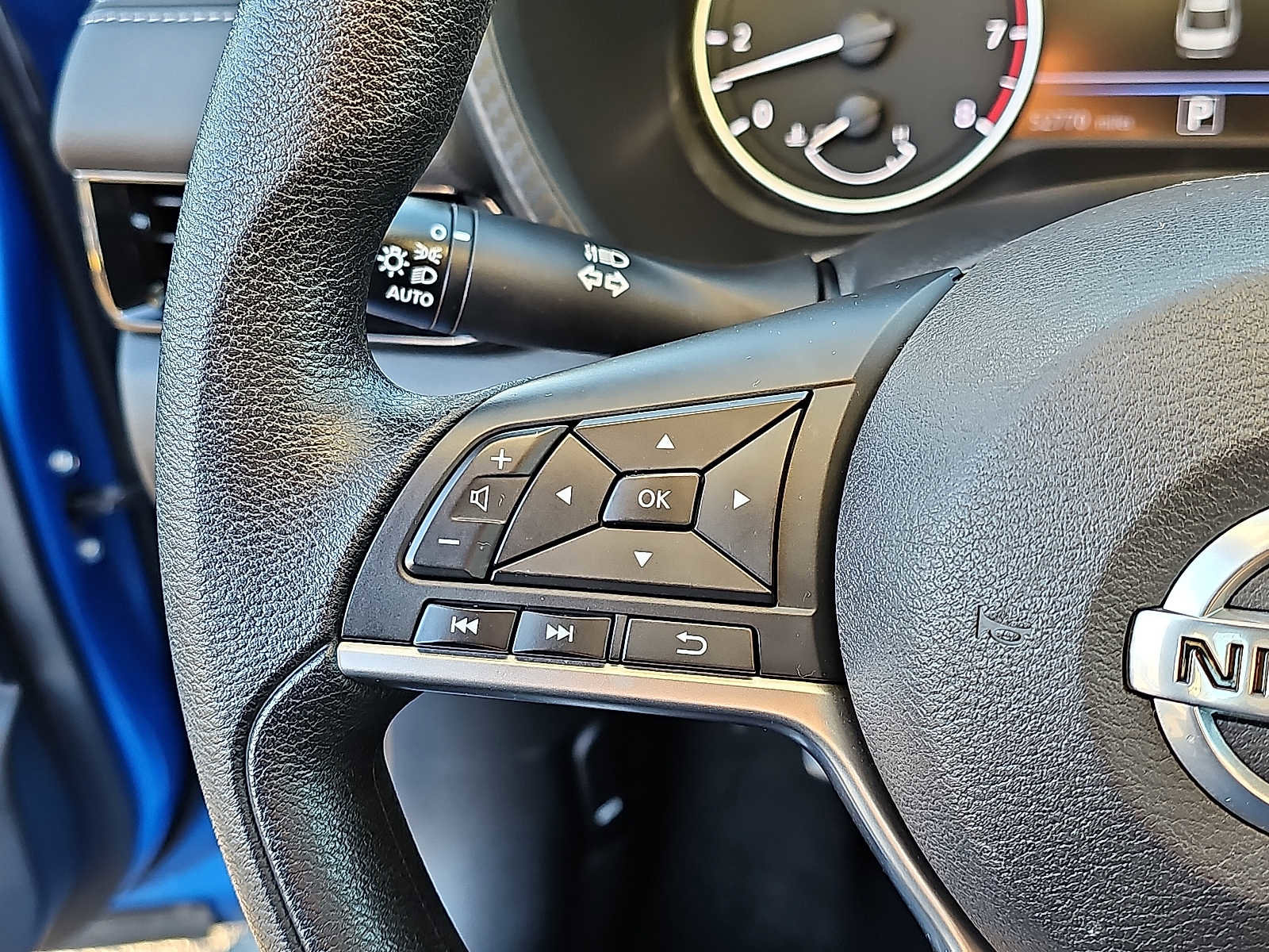 Used 2023 Nissan Sentra SV image 21