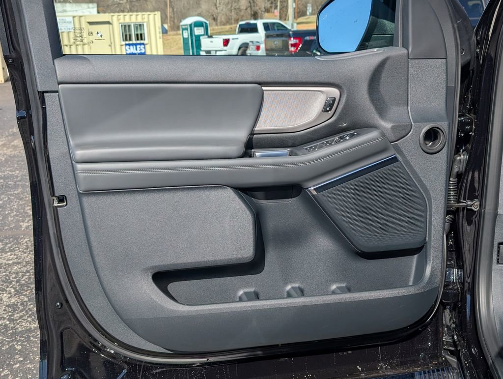 Used 2026 Ford Expedition Max Active RWD image 27