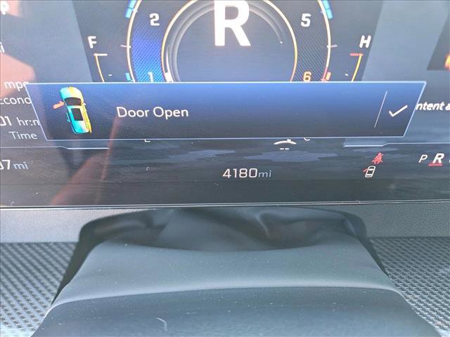 Used 2025 Chevrolet Traverse High Country w/ LPO, Floor Liner Package image 20