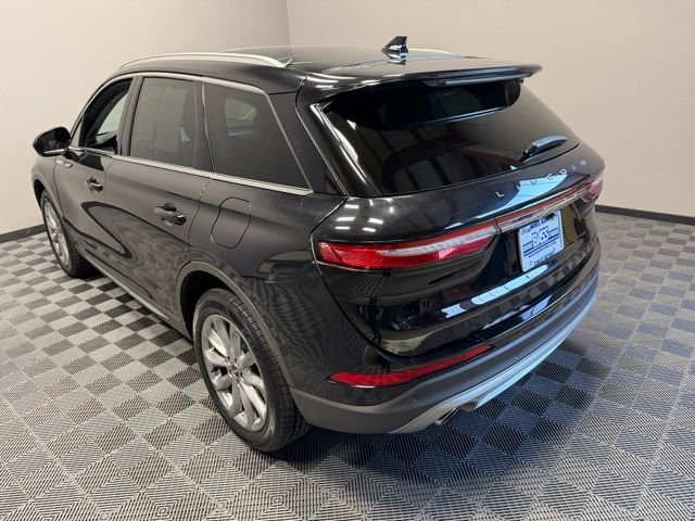 Used 2022 Lincoln Corsair AWD w/ Premium Package image 12