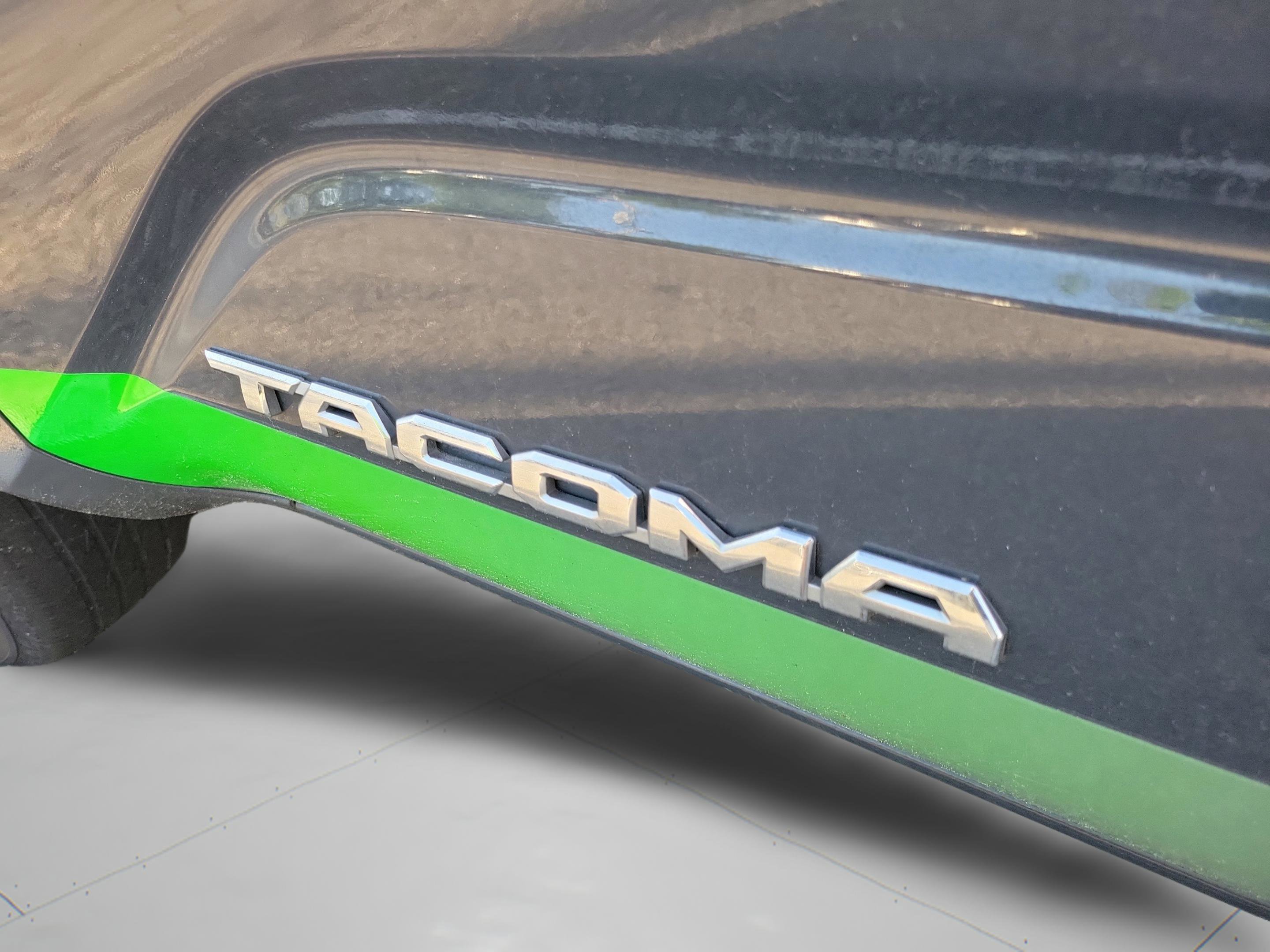 Used 2024 Toyota Tacoma SR5 image 28