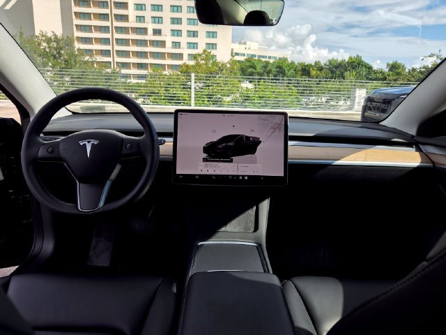 Used 2023 Tesla Model 3 Standard Range RWD image 25
