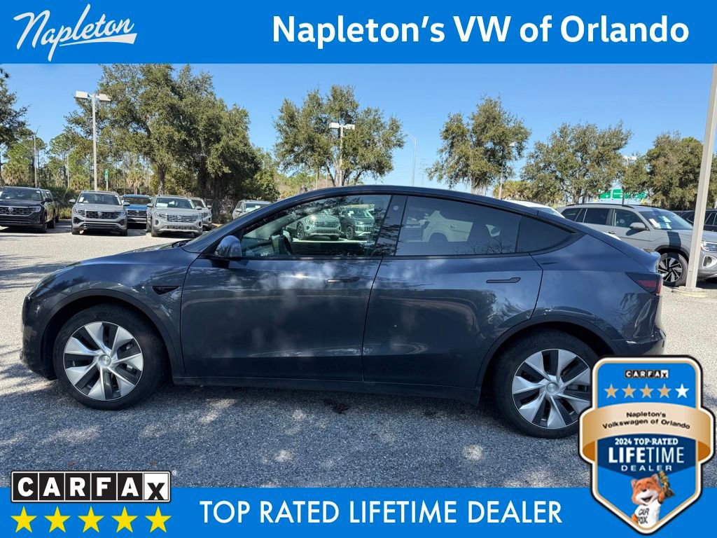 Used 2022 Tesla Model Y Long Range image 15