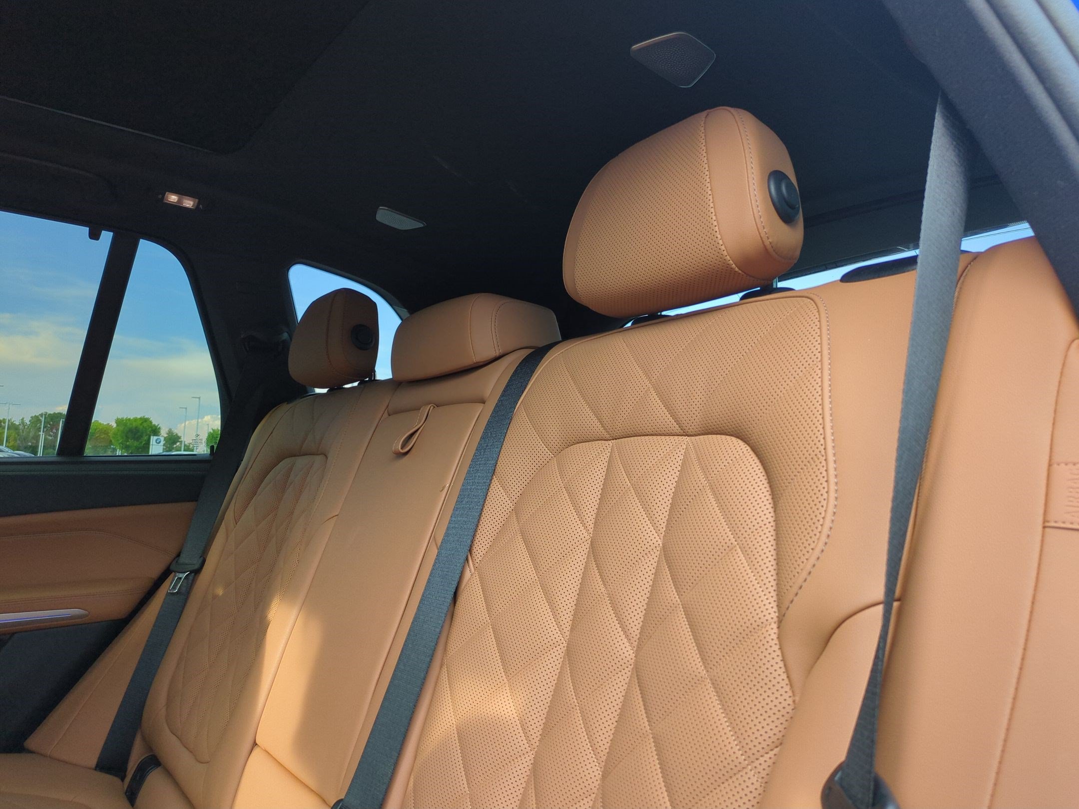 Certified 2024 BMW X5 M60i AWD/4WD image 31